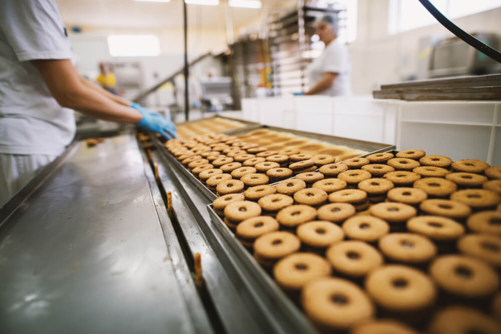 Normativa MOCA: la sicurezza degli alimenti su scala industriale